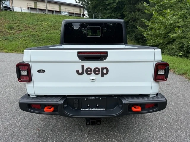 2025 Jeep JT Gladiator - Image 8 of 21