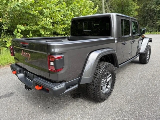 2025 Jeep JT Gladiator - Image 7 of 21