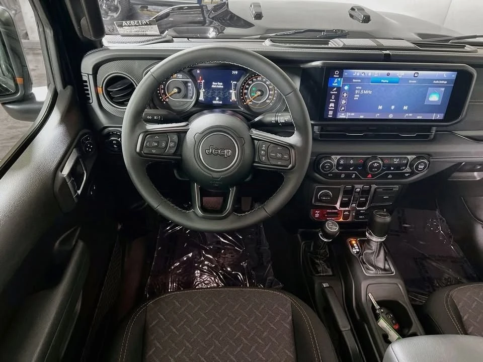 2025 Jeep JT Gladiator - Image 19 of 19