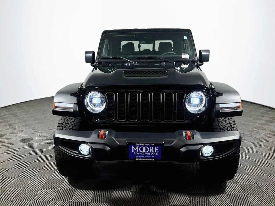 2025 Jeep JT Gladiator - Image 2 of 19