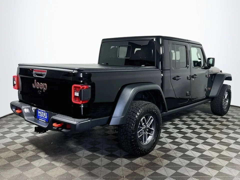 2025 Jeep JT Gladiator - Image 7 of 19