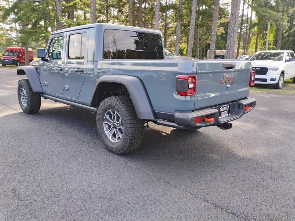 2025 Jeep JT Gladiator - Image 7 of 12