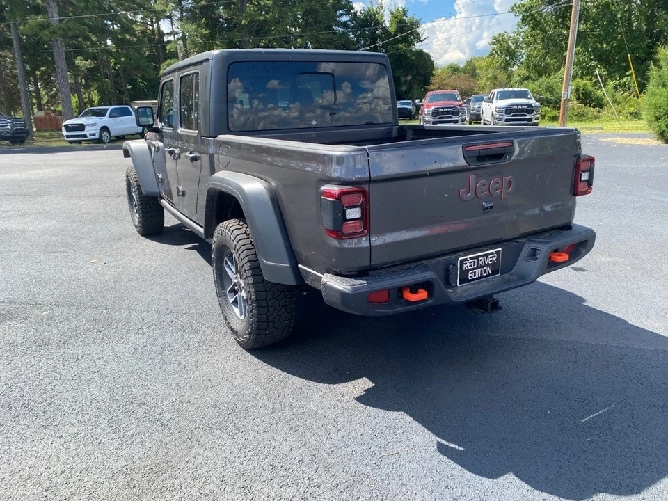 2025 Jeep JT Gladiator - Image 7 of 12