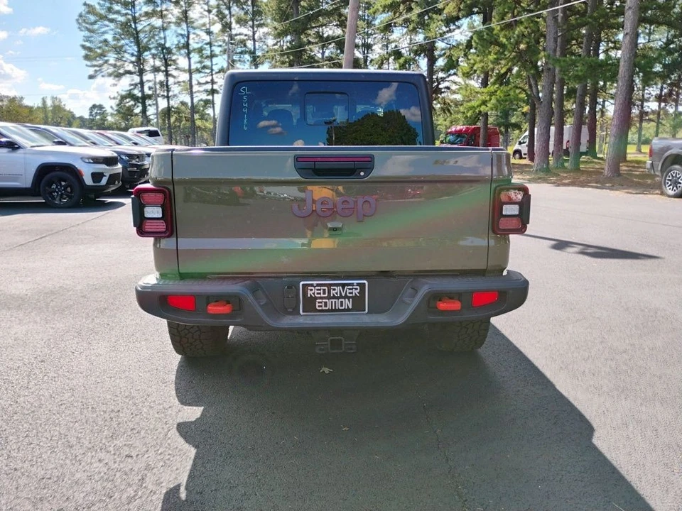 2025 Jeep JT Gladiator - Image 6 of 12