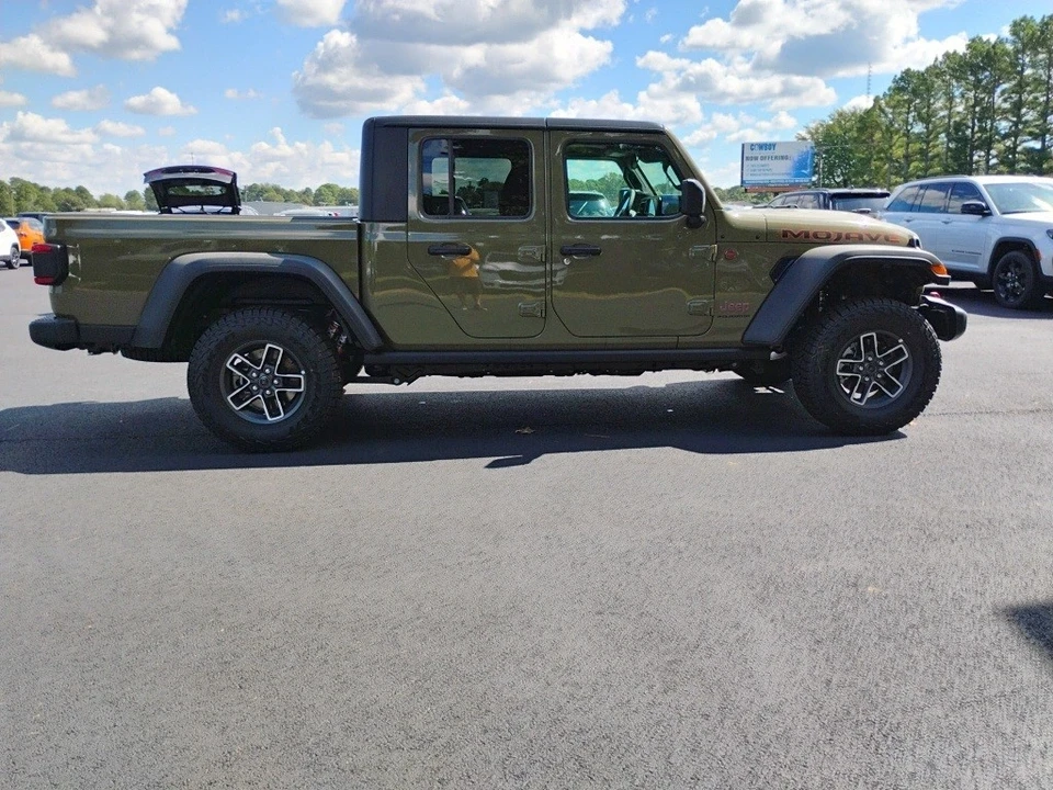 2025 Jeep JT Gladiator - Image 4 of 12