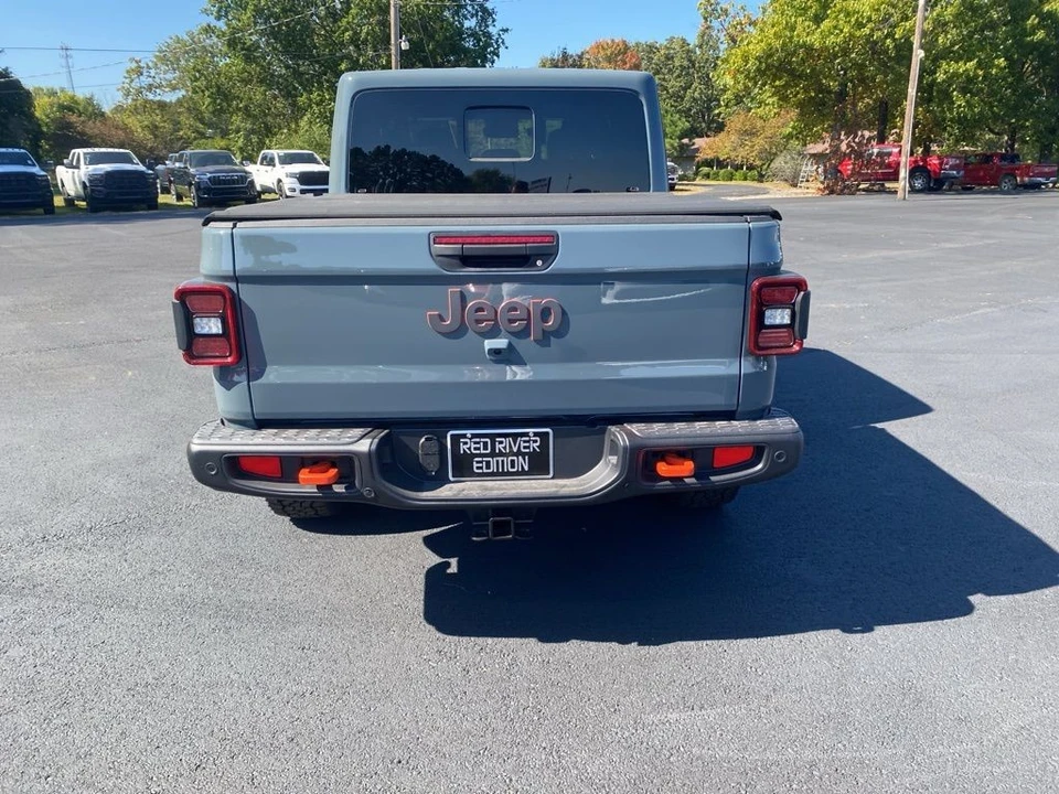 2025 Jeep JT Gladiator - Image 6 of 12