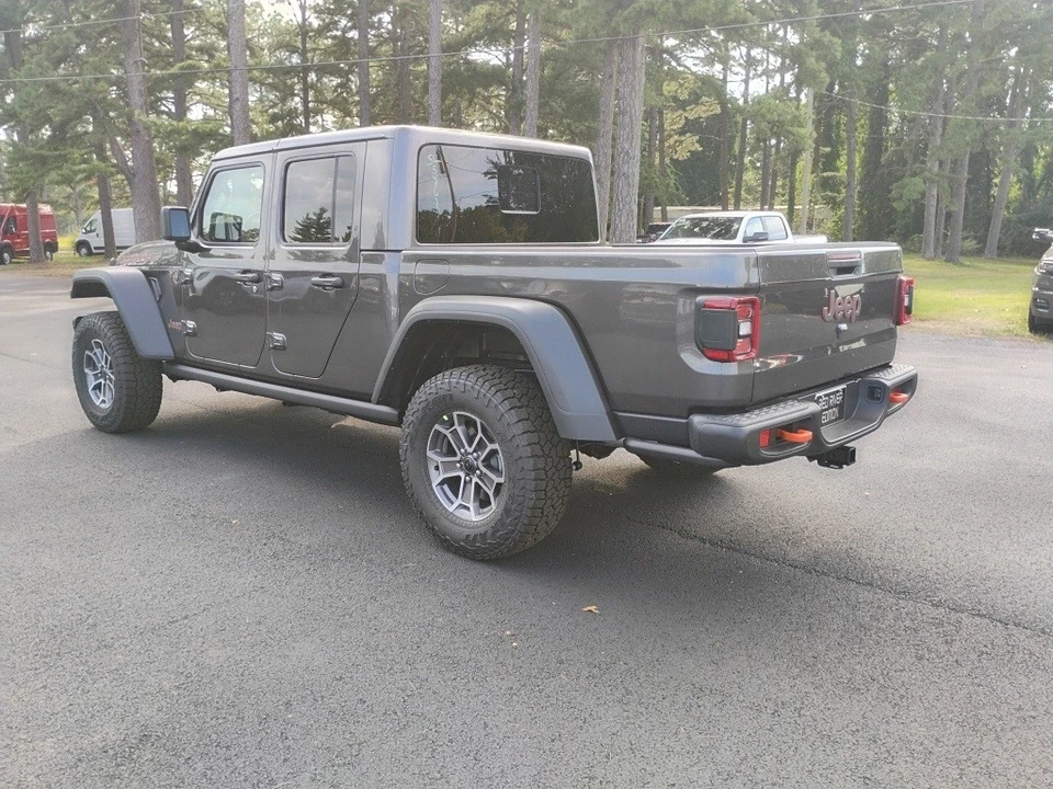 2025 Jeep JT Gladiator - Image 7 of 12