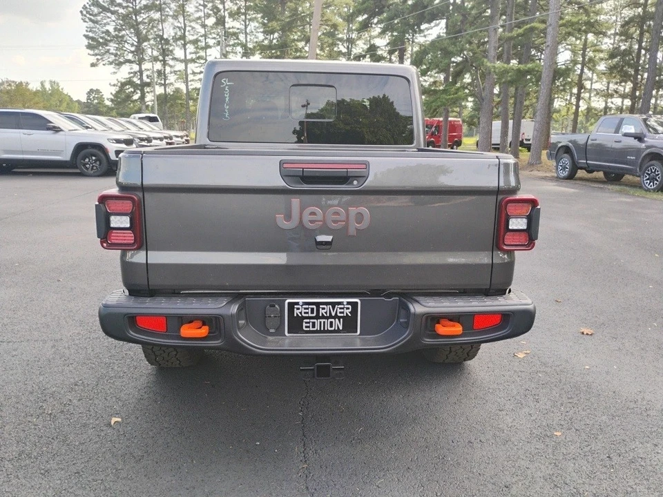 2025 Jeep JT Gladiator - Image 6 of 12
