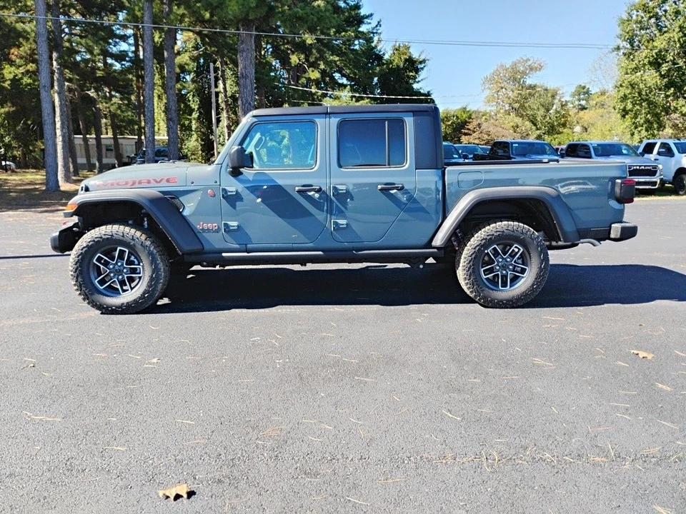 2025 Jeep JT Gladiator - Image 8 of 12
