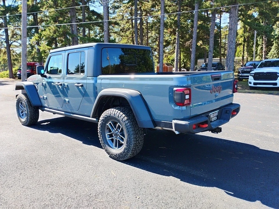 2025 Jeep JT Gladiator - Image 7 of 12