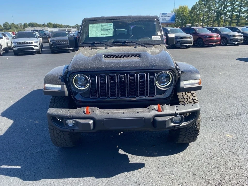 2025 Jeep JT Gladiator - Image 2 of 12