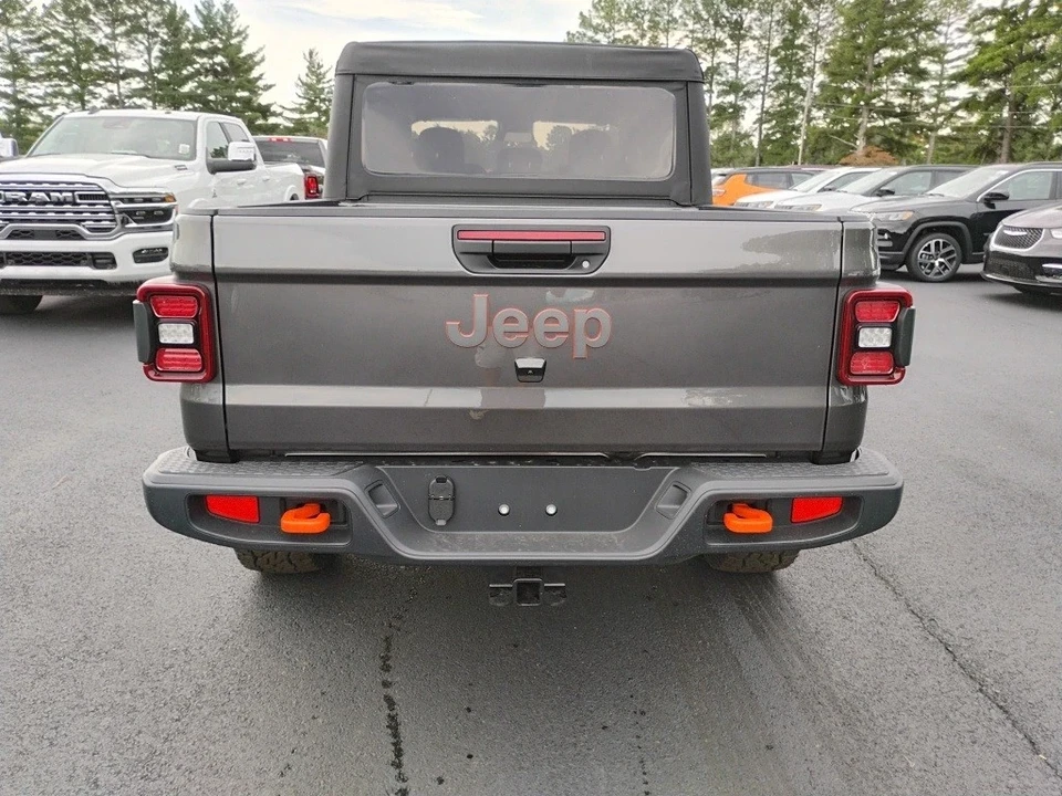 2025 Jeep JT Gladiator - Image 6 of 12