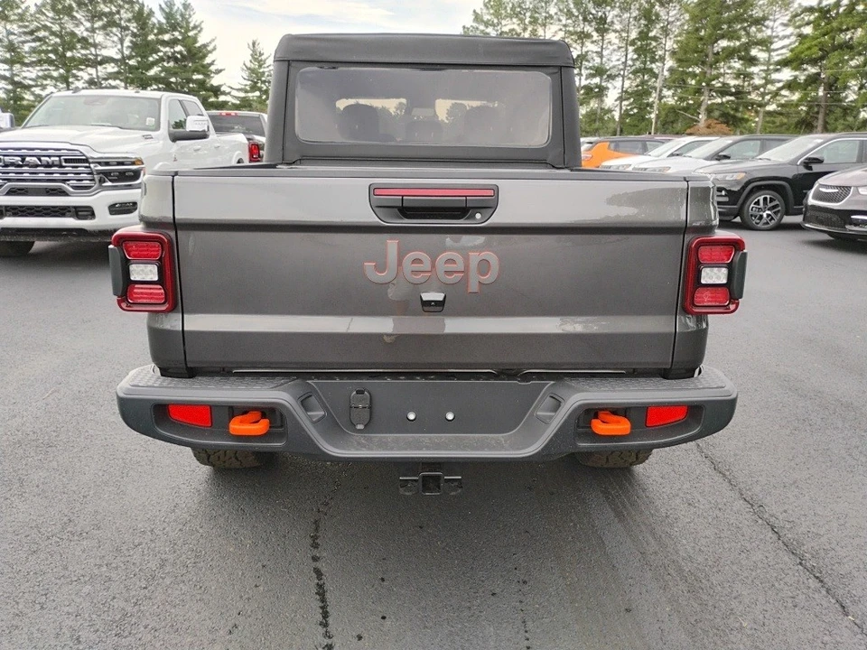 2025 Jeep JT Gladiator - Image 6 of 12