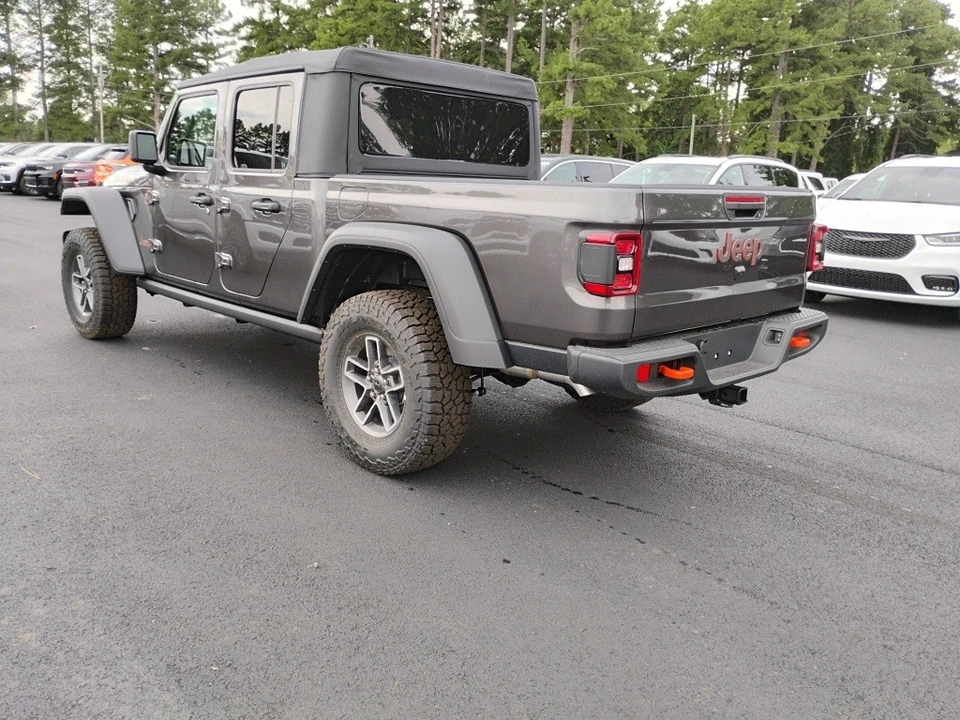2025 Jeep JT Gladiator - Image 7 of 12