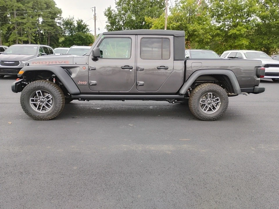2025 Jeep JT Gladiator - Image 8 of 12