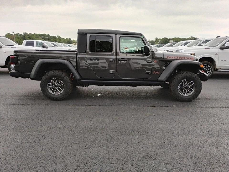 2025 Jeep JT Gladiator - Image 4 of 12
