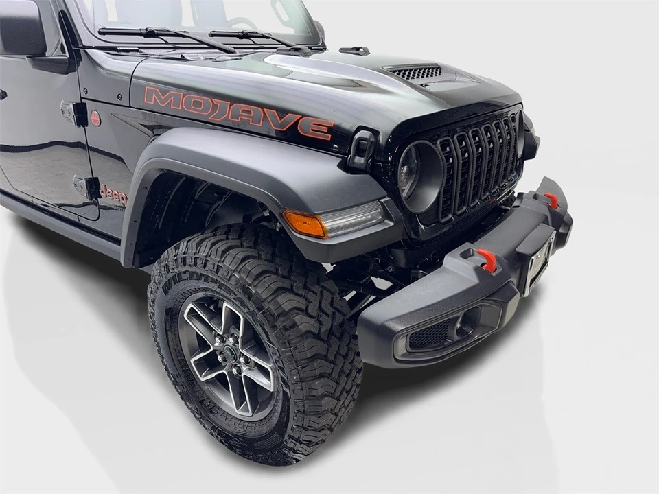 2025 Jeep JT Gladiator - Image 19 of 21