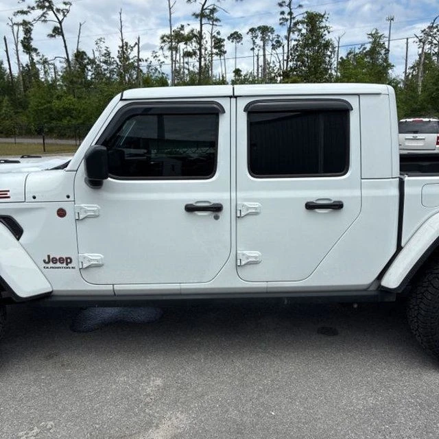 2025 Jeep JT Gladiator - Image 6 of 30