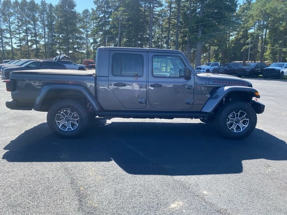 2025 Jeep JT Gladiator - Image 4 of 12