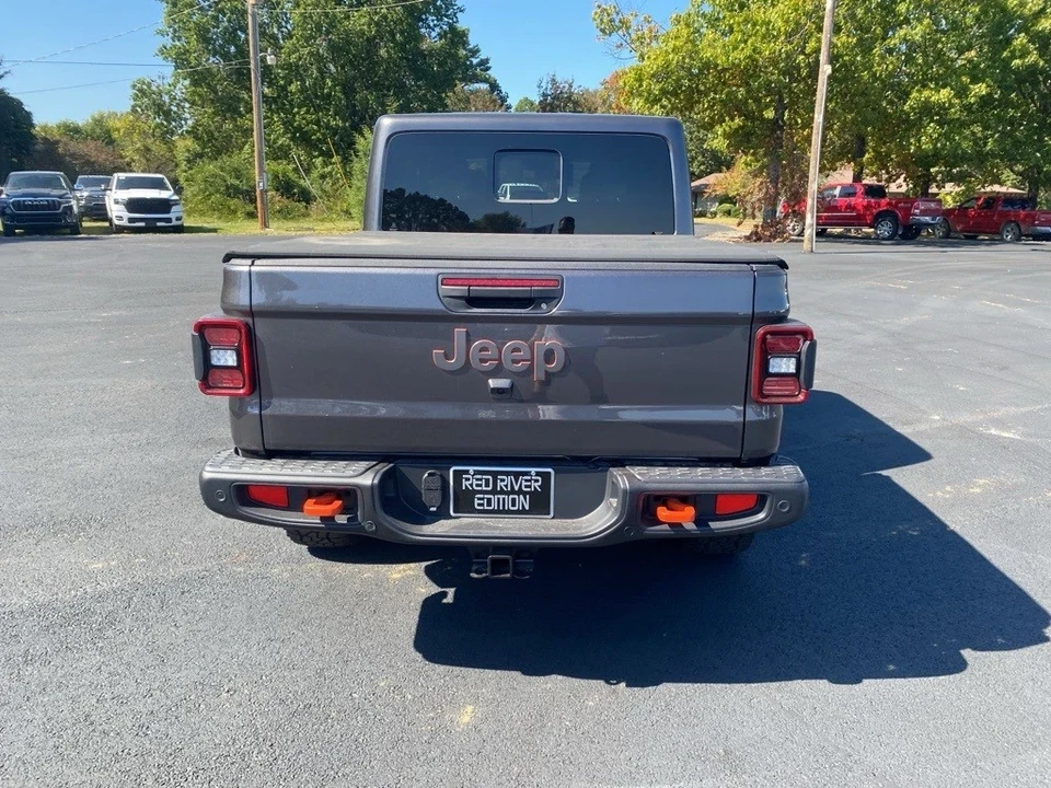 2025 Jeep JT Gladiator - Image 6 of 12
