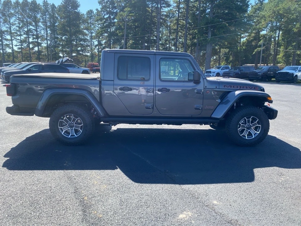 2025 Jeep JT Gladiator - Image 4 of 12