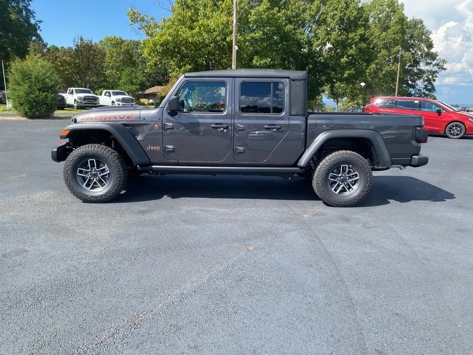2025 Jeep JT Gladiator - Image 8 of 12