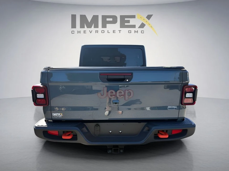 2025 Jeep JT Gladiator - Image 4 of 31