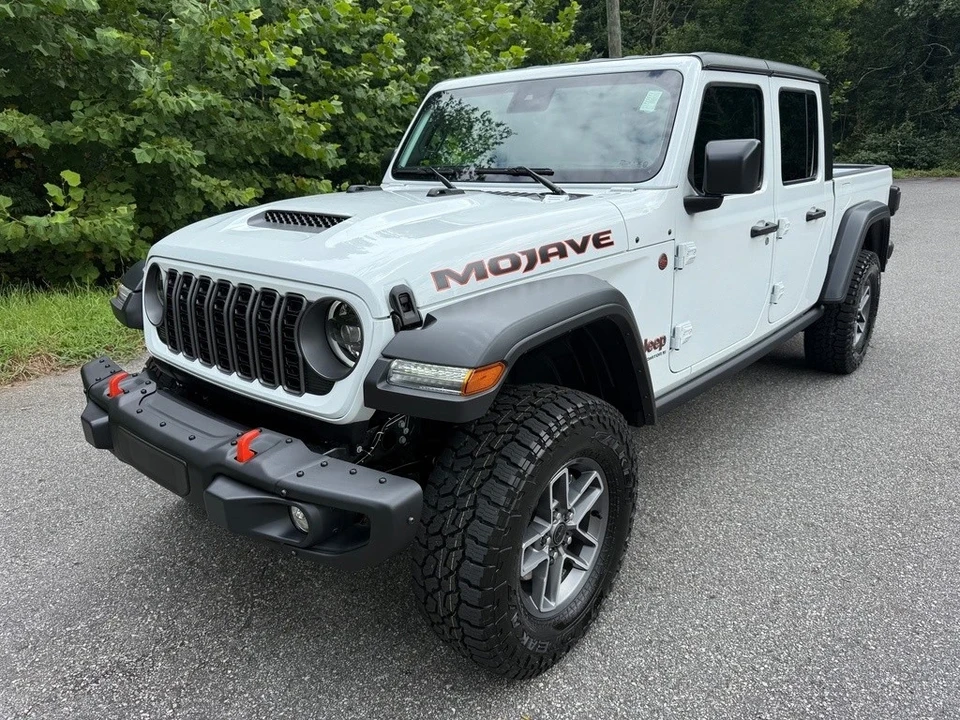2025 Jeep JT Gladiator - Image 3 of 12