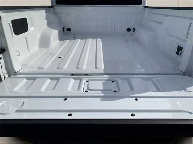 2025 Jeep JT Gladiator - Image 15 of 21