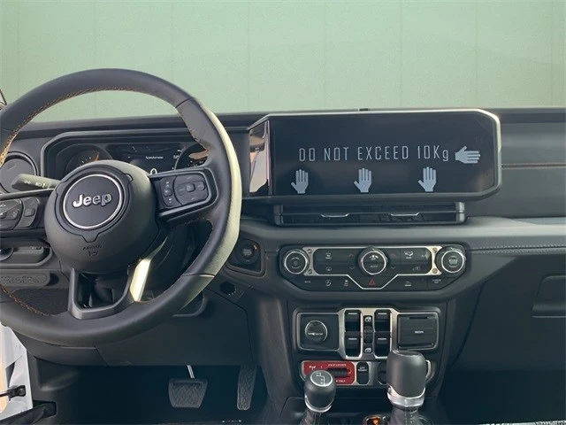 2025 Jeep JT Gladiator - Image 21 of 21