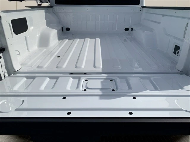 2025 Jeep JT Gladiator - Image 15 of 21
