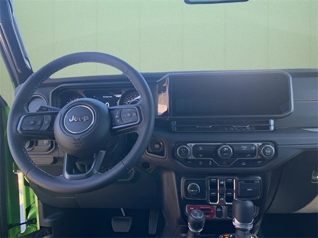 2025 Jeep JT Gladiator - Image 20 of 21