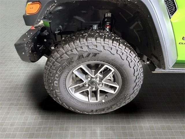 2025 Jeep JT Gladiator - Image 11 of 21
