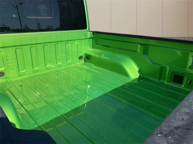 2025 Jeep JT Gladiator - Image 16 of 21