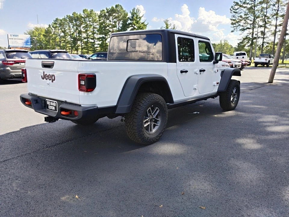 2025 Jeep JT Gladiator - Image 5 of 12