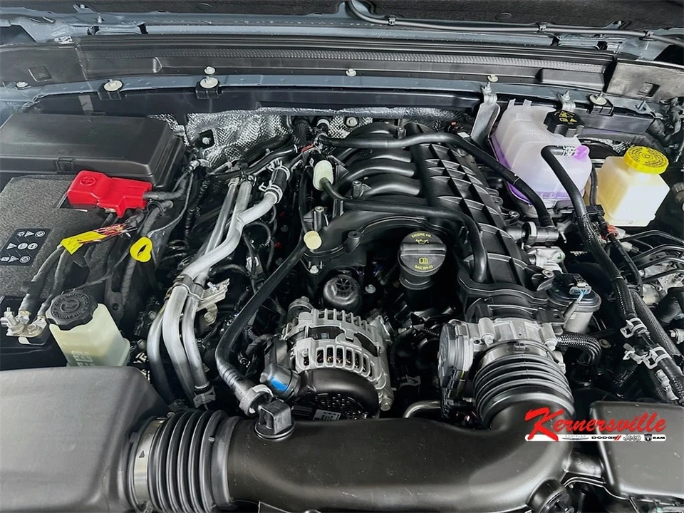 2025 Jeep JT Gladiator - Image 18 of 21