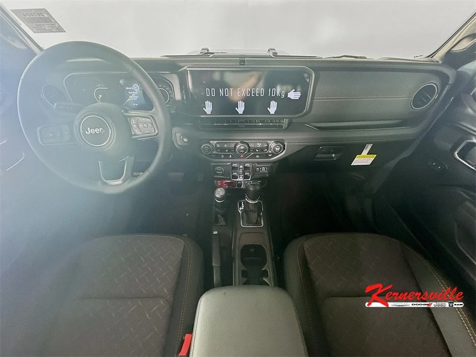 2025 Jeep JT Gladiator - Image 9 of 21