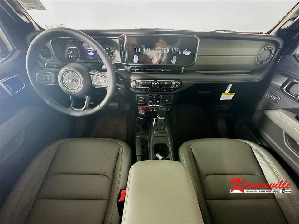 2025 Jeep JT Gladiator - Image 10 of 12