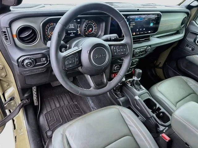 2025 Jeep JT Gladiator - Image 11 of 20