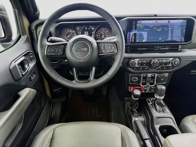 2025 Jeep JT Gladiator - Image 12 of 20