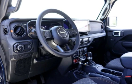 2025 Jeep JT Gladiator - Image 7 of 12