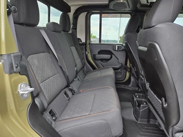 2025 Jeep JT Gladiator - Image 17 of 17
