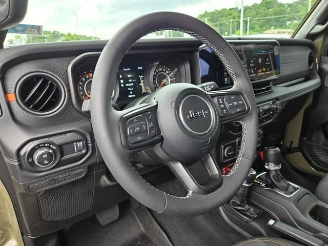 2025 Jeep JT Gladiator - Image 10 of 17