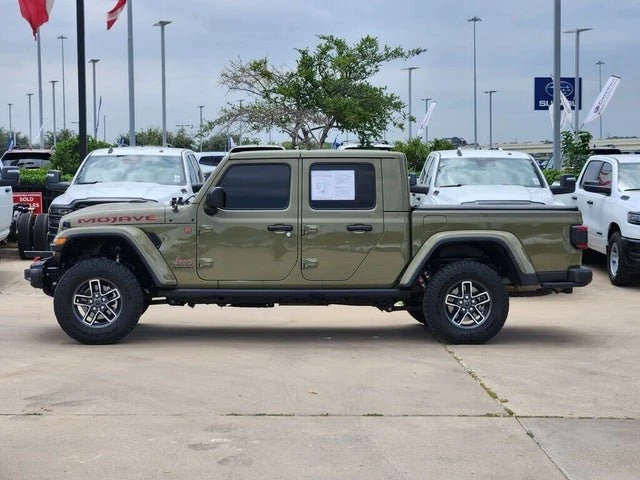 2025 Jeep JT Gladiator - Image 15 of 20