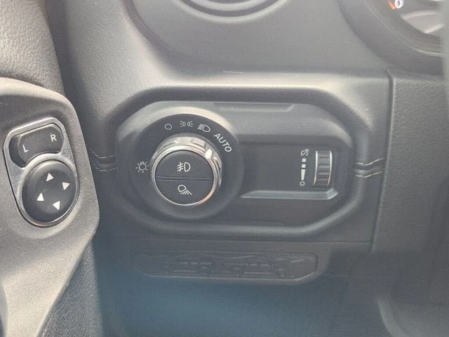 2025 Jeep JT Gladiator - Image 13 of 20