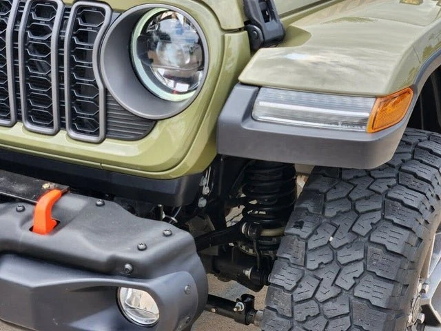 2025 Jeep JT Gladiator - Image 18 of 20