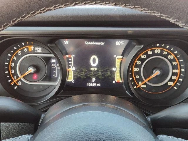 2025 Jeep JT Gladiator - Image 16 of 20