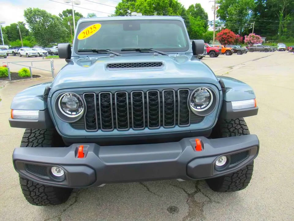 2025 Jeep JT Gladiator - Image 5 of 20
