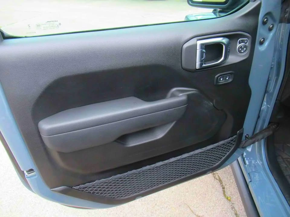 2025 Jeep JT Gladiator - Image 7 of 20