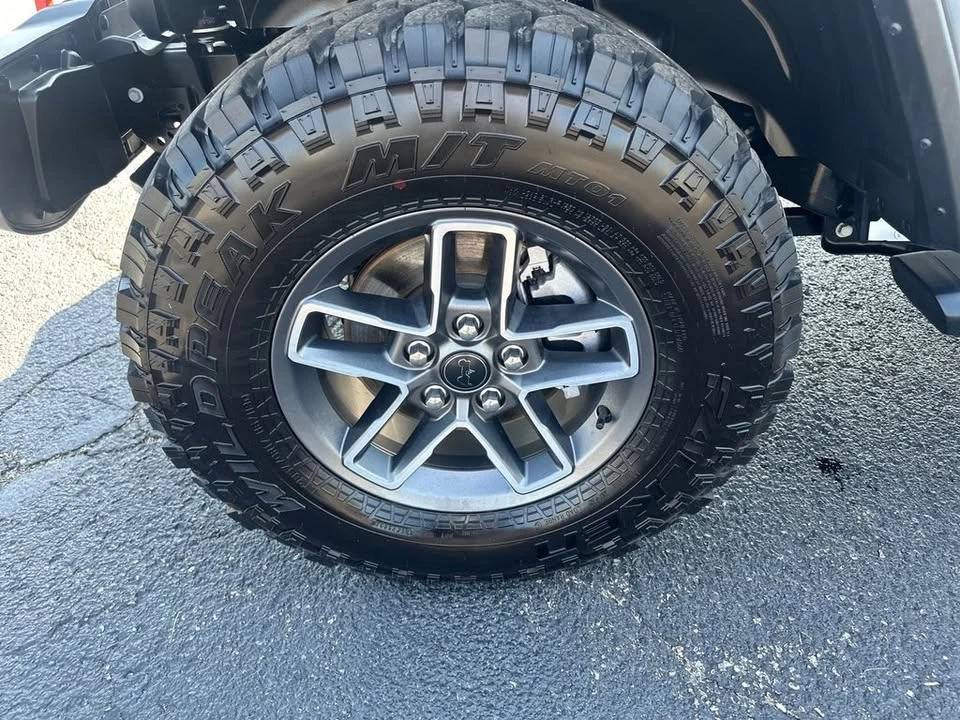2025 Jeep JT Gladiator - Image 5 of 19